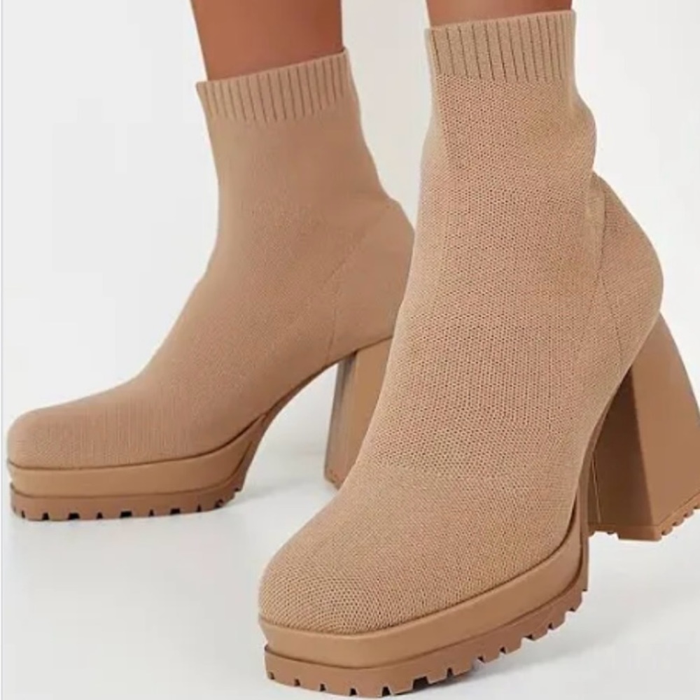 Beige Solid Color, Square Toe, Retro Block Heel Platform
